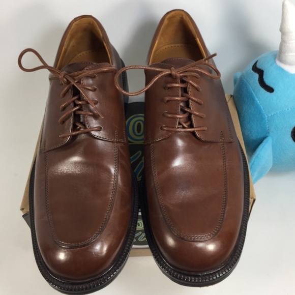Cole Haan Brown leather Oxford shoe, Sz 8.5 men - Picture 2 of 7
